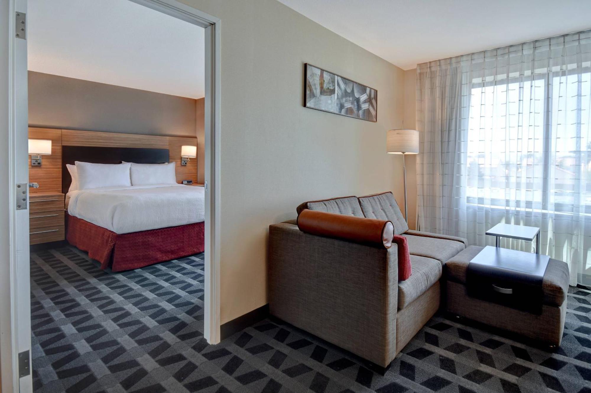 Towneplace Suites Las Vegas Airport South Экстерьер фото