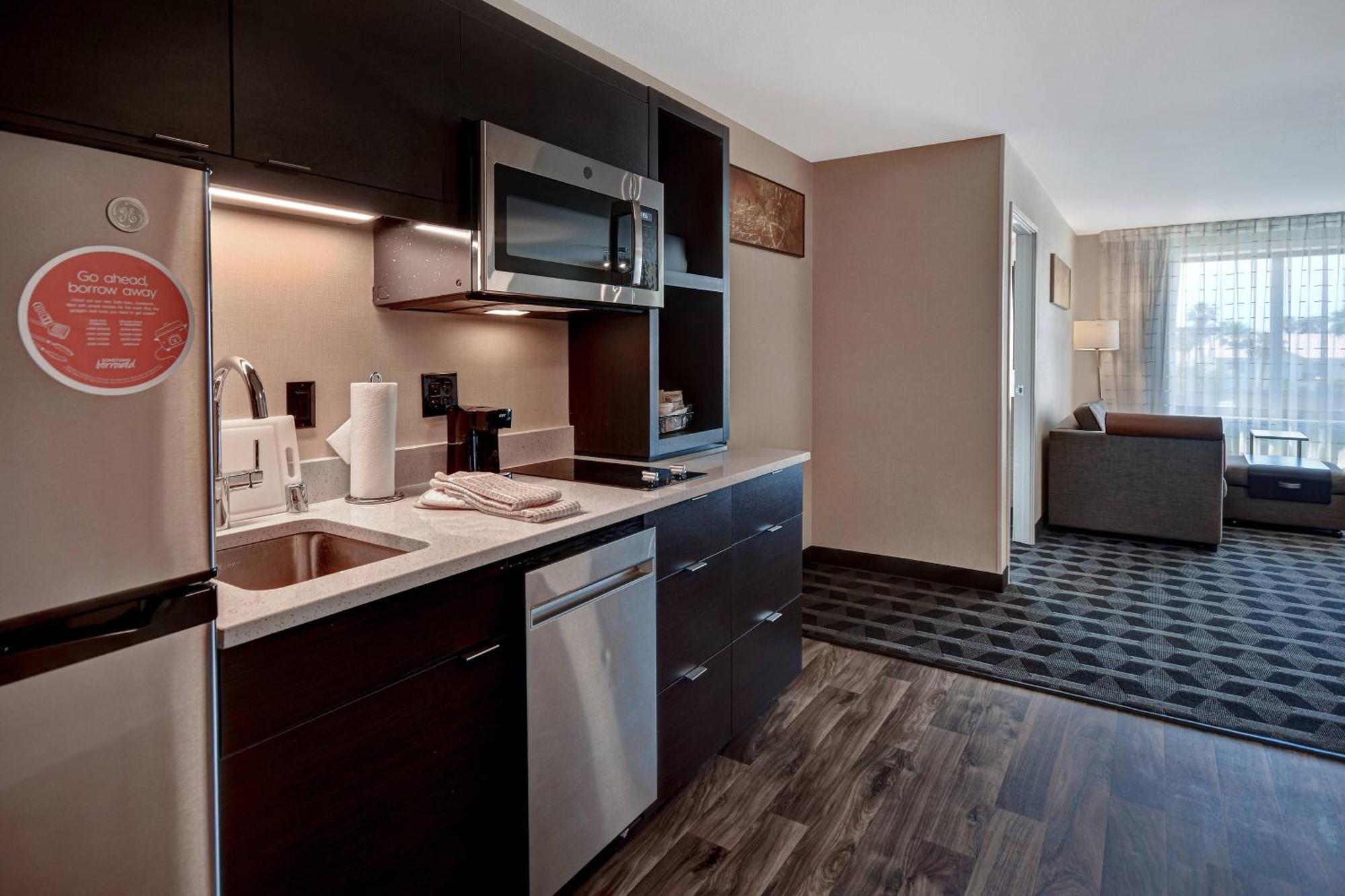 Towneplace Suites Las Vegas Airport South Экстерьер фото